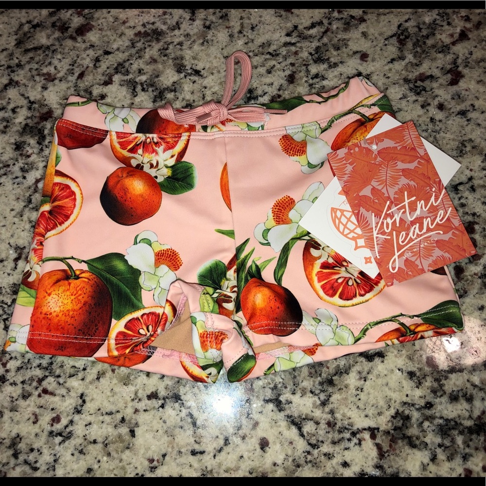 Kortni Jeane mini men 4/5 euro grapefruit